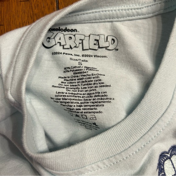 *NWOT* Garfield Surfer Baby Tee in Pastel Blue/Green, Size Small - Picture 4 of 4